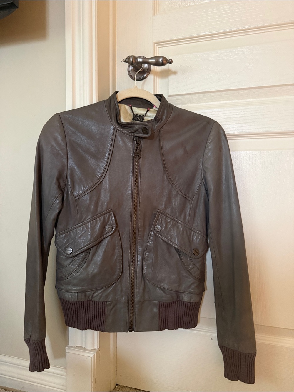 Gray leather Bomber Jacket with Ribbed Hem